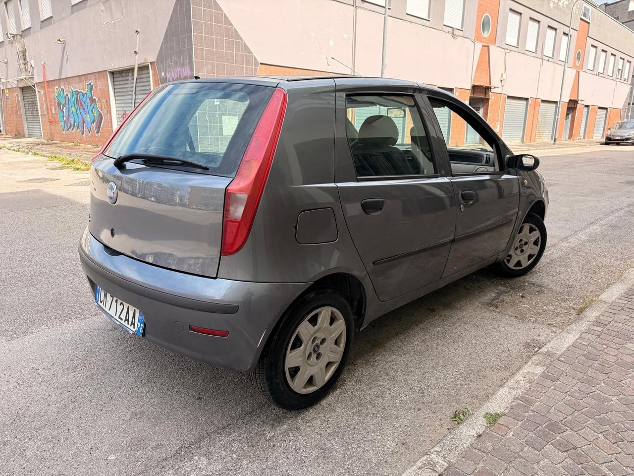 Fiat Punto 1.2i cat 5 porte EL