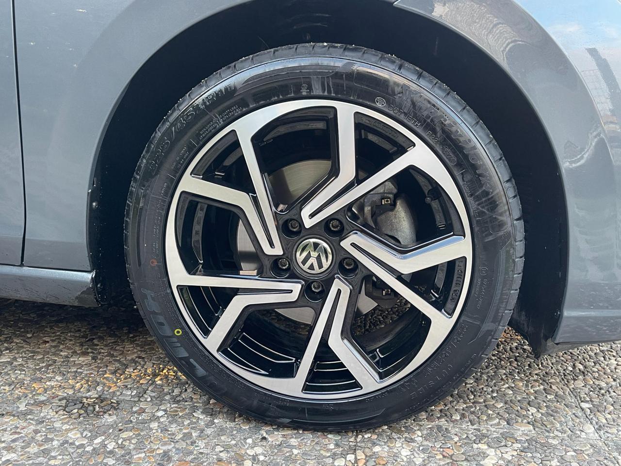 Volkswagen Golf 2.0 tdi Life 115cv dsg