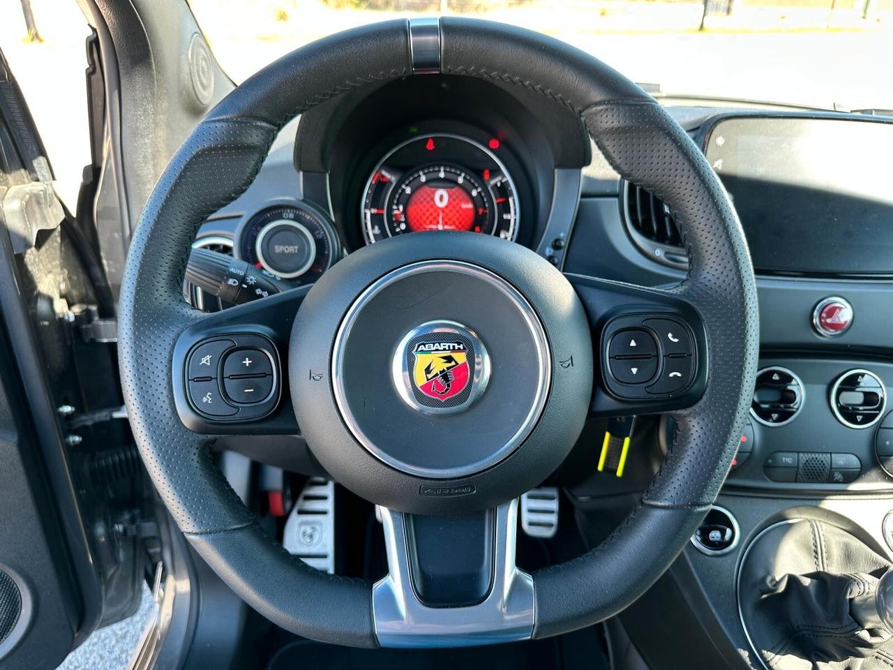 Abarth 595 1.4 Turbo T-Jet 165 CV