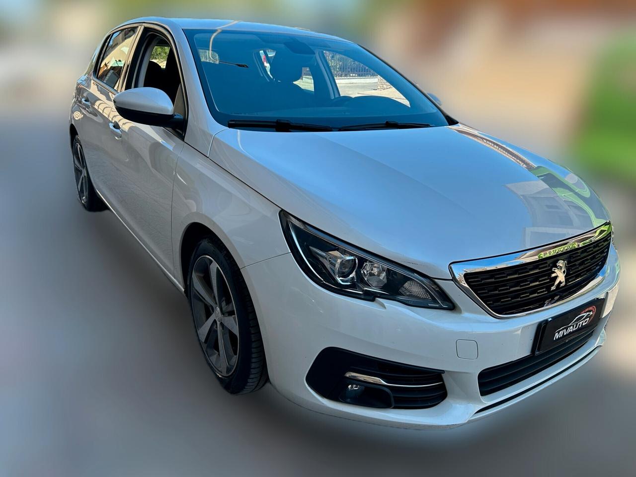 Peugeot 308 BlueHDi 100 S&S Business