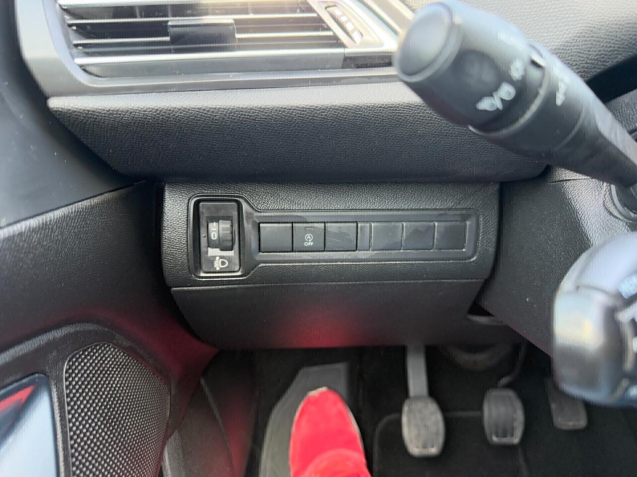 Peugeot 308 BlueHDi 100 S&S SW Active