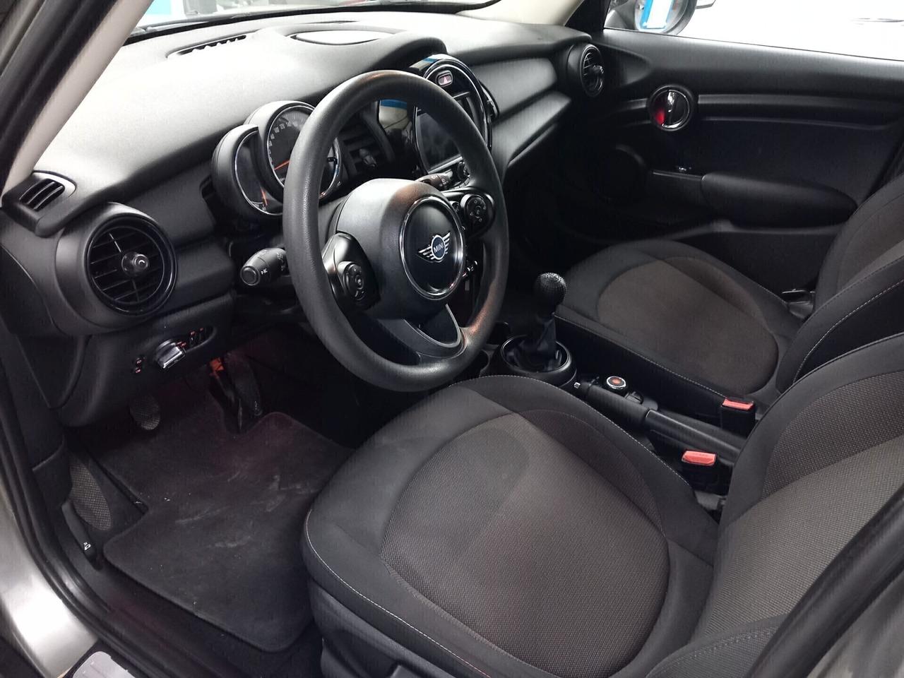 Mini One 1.5 benzina anno 2018 118 mila km