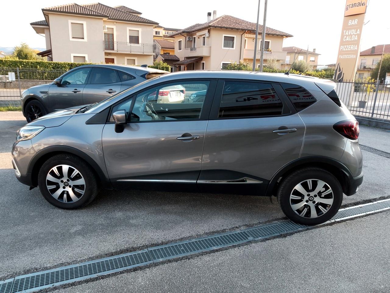 Renault Captur dCi NAVI-POCHI CHILOMETRI