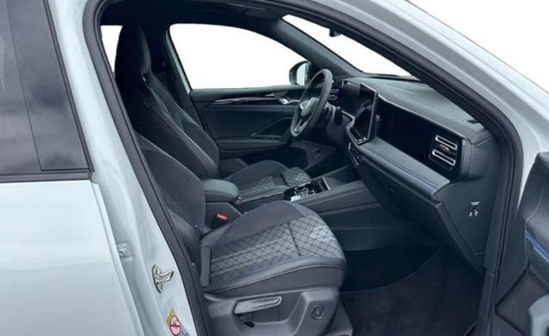 Volkswagen Tiguan Volkswagen Tiguan 1.5 eTSI R-Line Plus 150cv BLACK PACK DSG 20" CAMERA LED NAVI