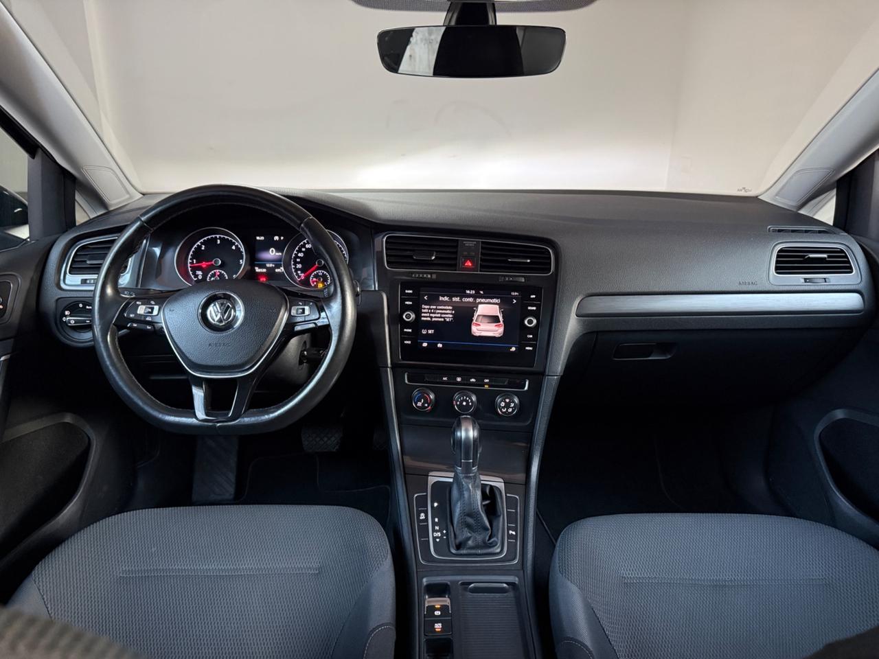 Volkswagen Golf 1.6 TDI 115CV DSG 5p. Business BlueMotion Technology