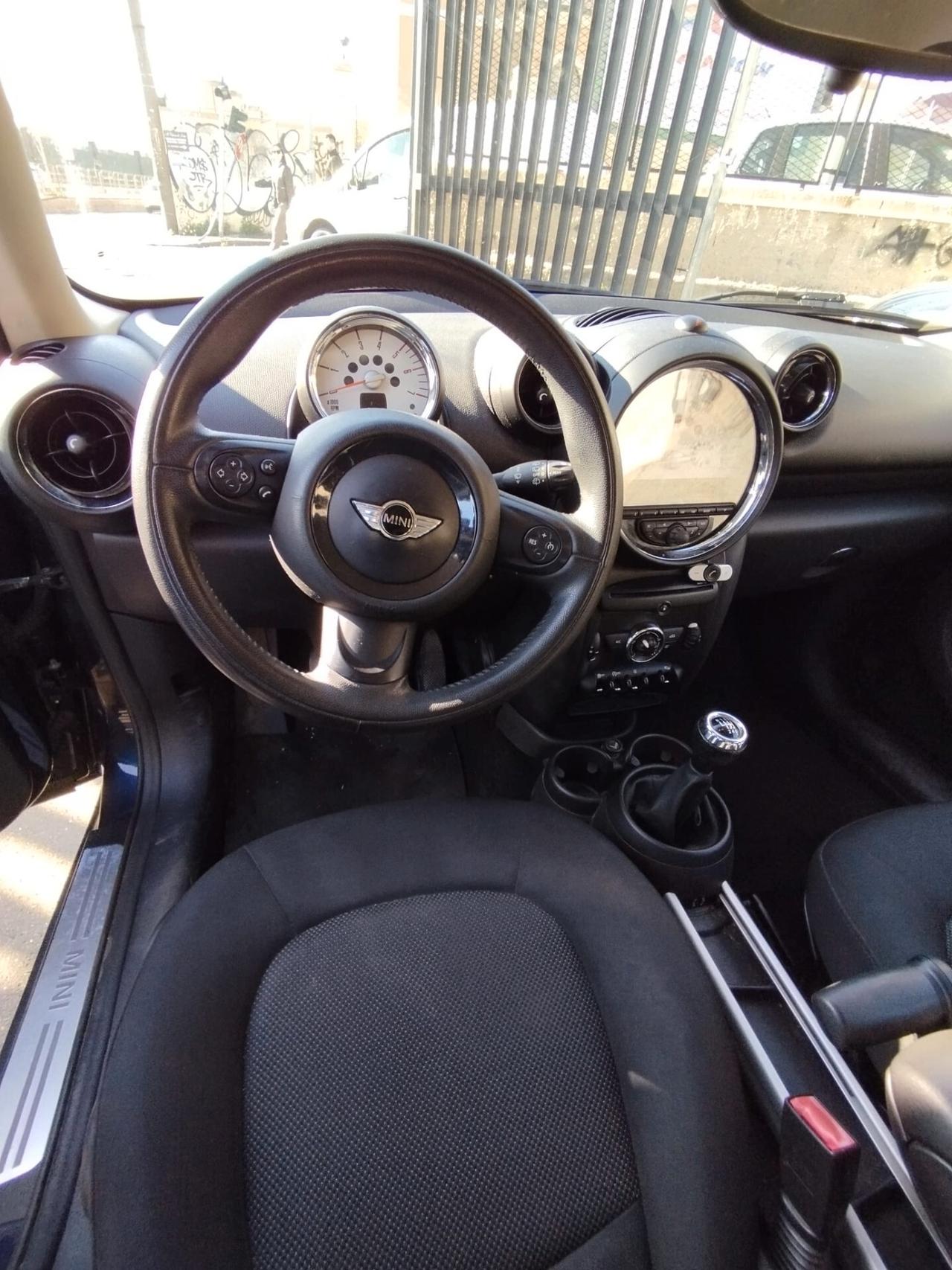 Mini Cooper D Countryman 1.6 One Ottima per Neopatentati