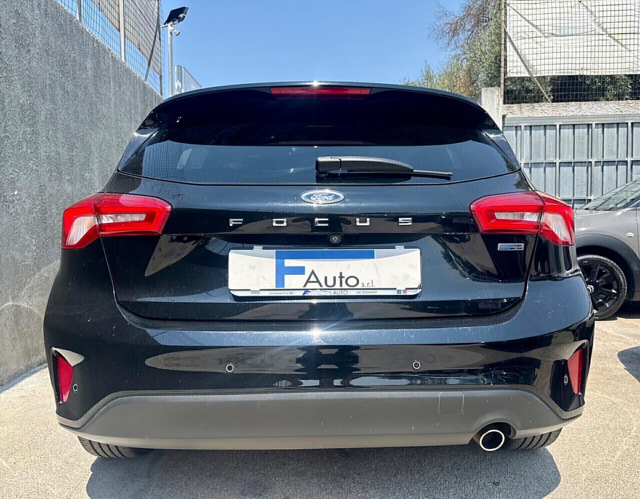 Ford Focus 1.5 TDCi 120 CV Titanium,LED diurni,Navi,Paddle,retrocamera,ecc.