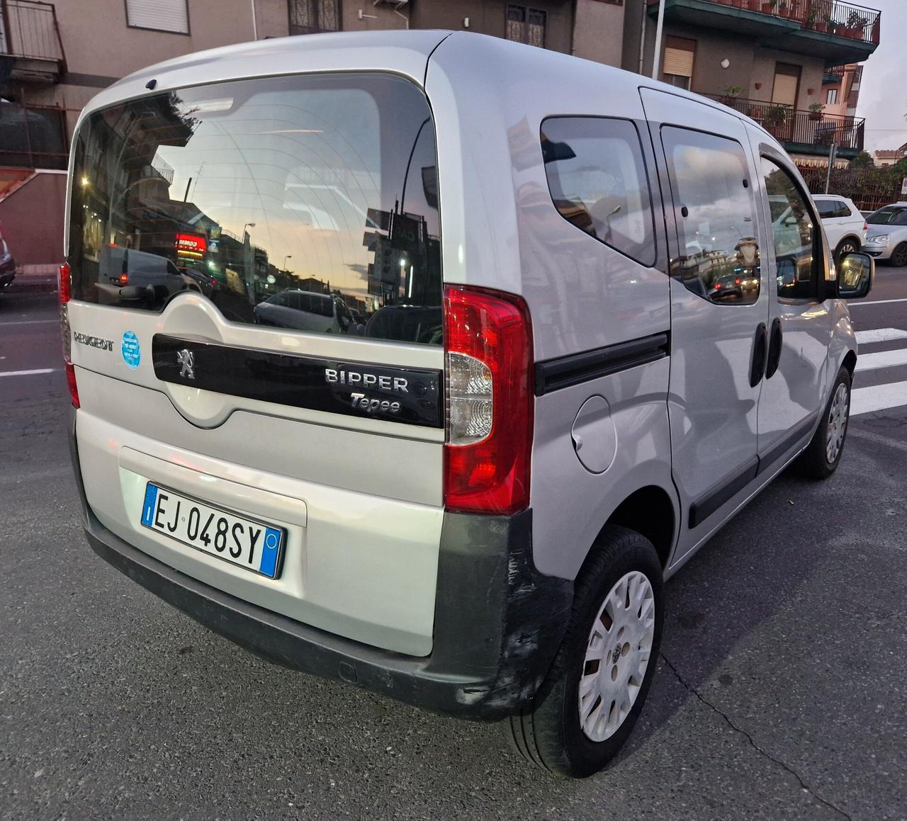 Peugeot Bipper Tepee 1.3 HDi 75 FAP Stop&Start Outdoor