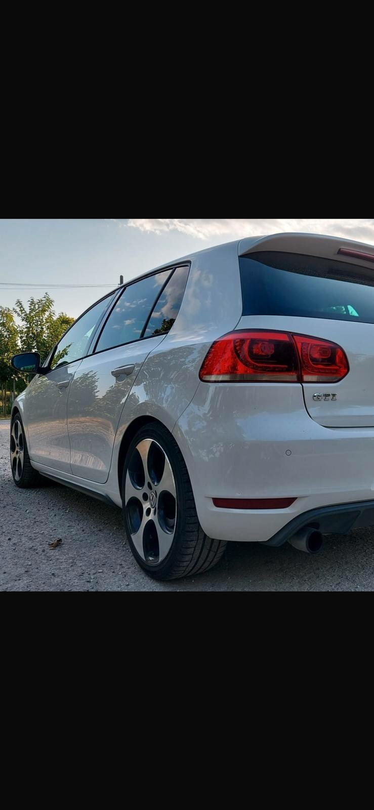 Volkswagen Golf GTI 2.0 TSI DSG 5p.