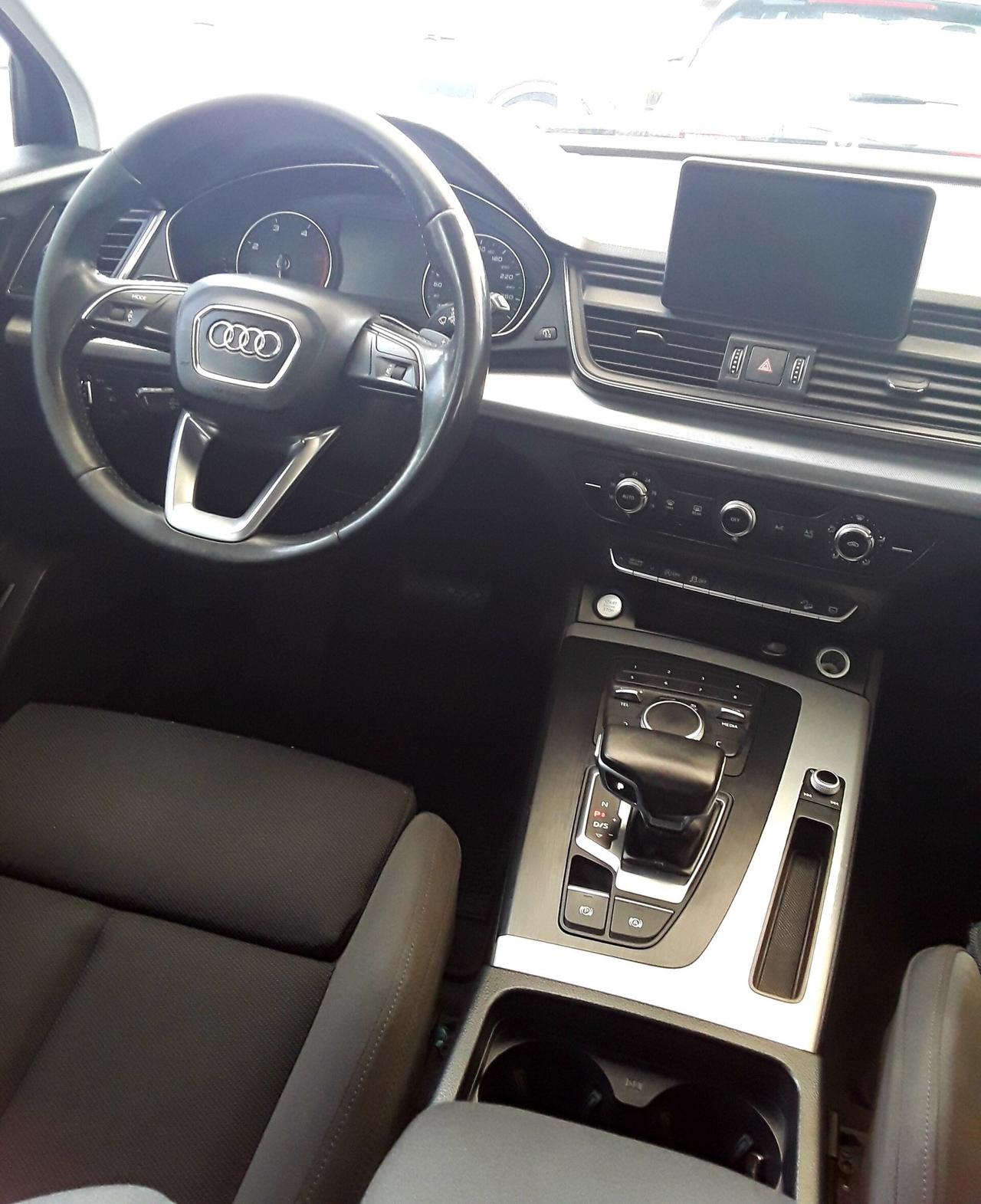 AUDI Q5 2.0 TDI QUATTRO