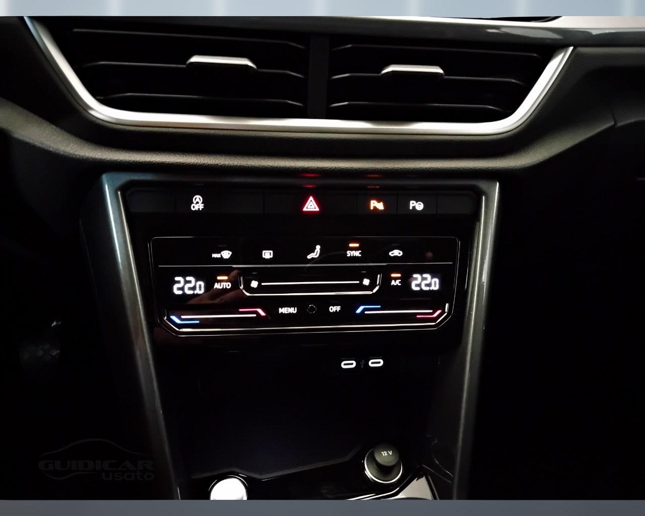 VOLKSWAGEN T-Roc I 2022 - T-Roc 1.0 tsi Style 110cv