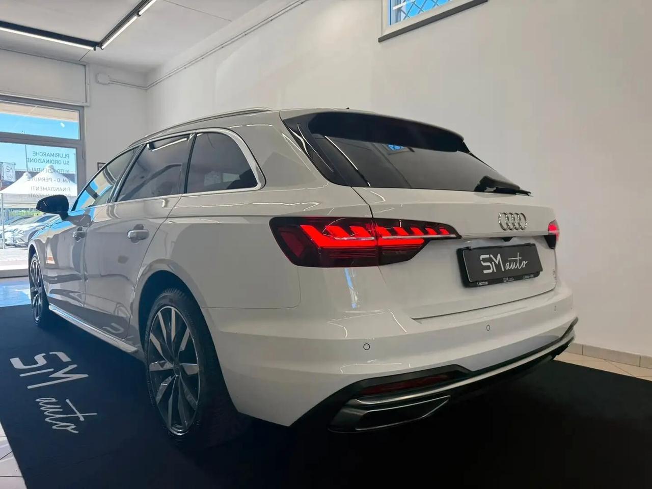 Audi A4 Avant 35 TDI/163 CV S tronic Business Advanced