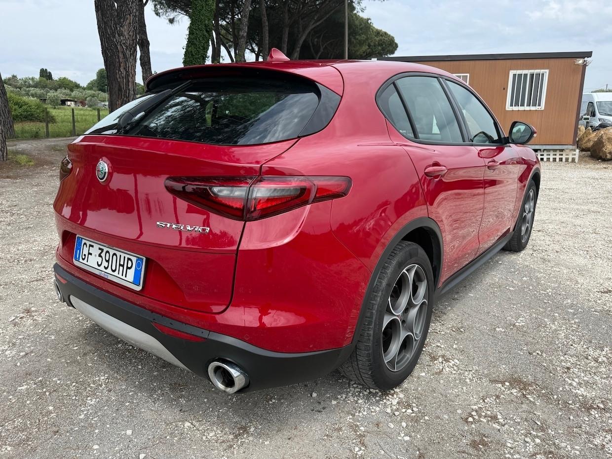 Alfa Romeo Stelvio 2.2 Turbodiesel 160 CV AT8 RWD Rosso Edizione