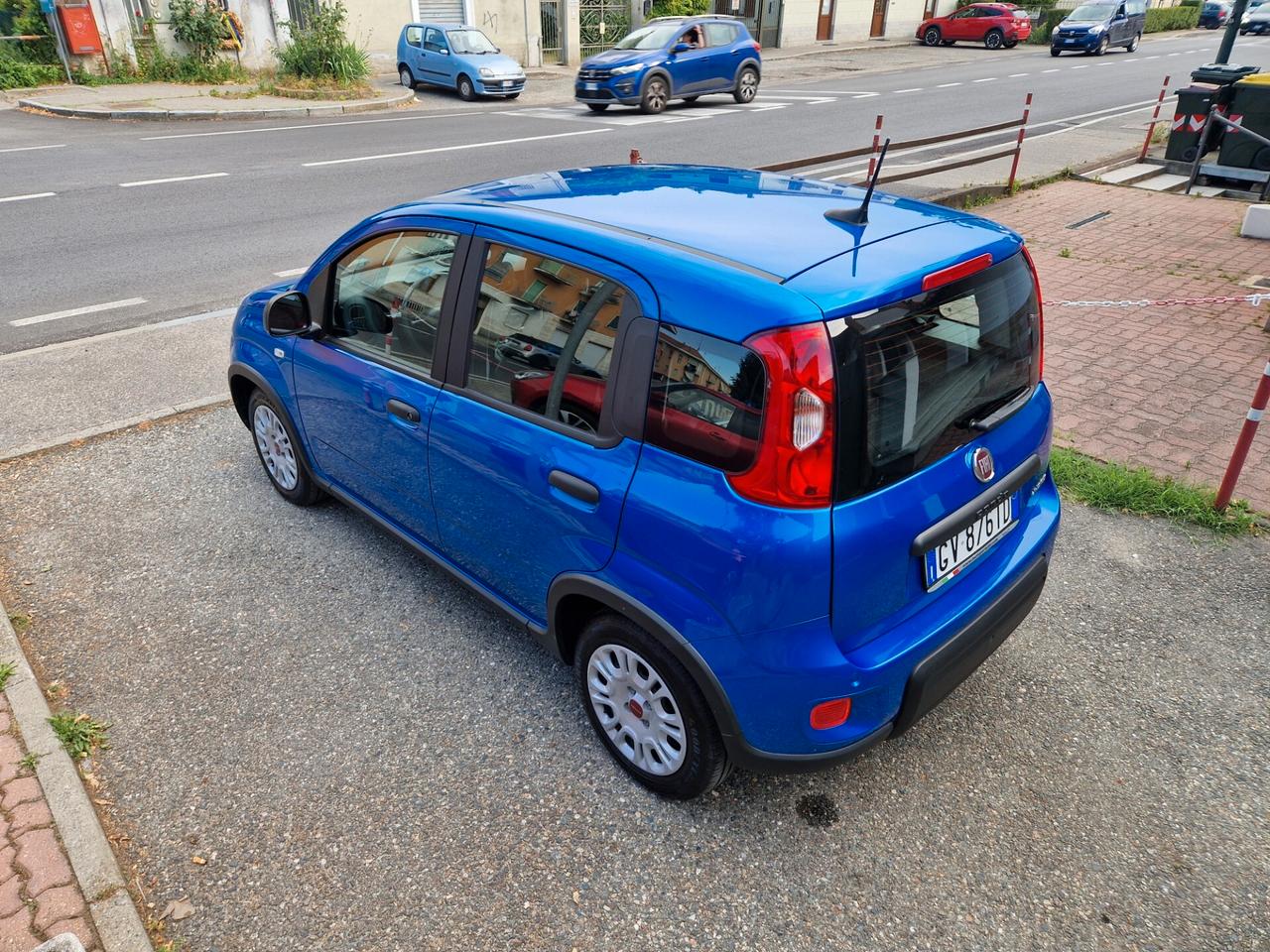 Fiat Panda Hybrid 1.0 70CV "29.100 km" Bluetooth, Sensori post., Start&Stop