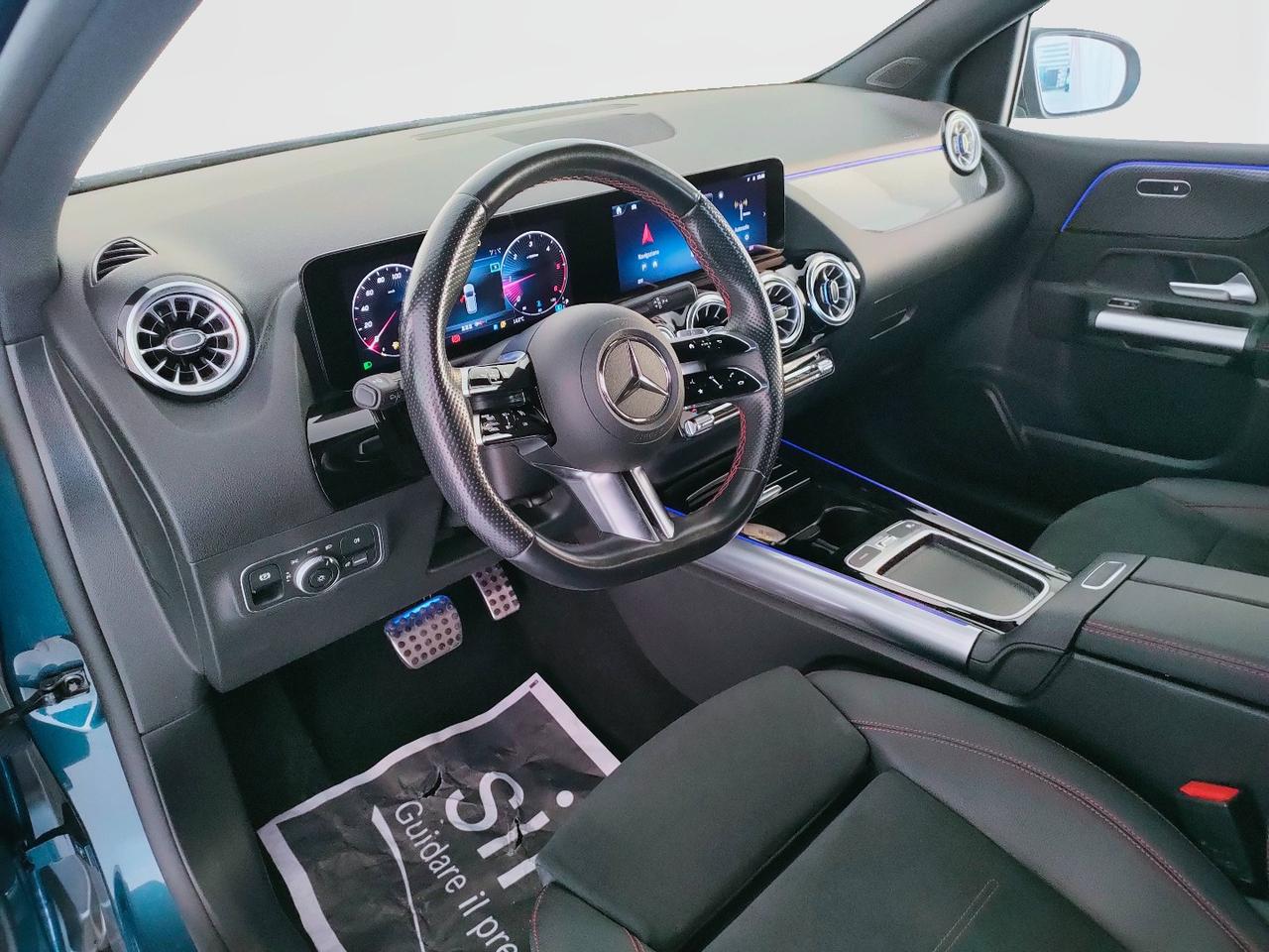 Mercedes-Benz Classe B - W247 2023 - B 180 d AMG Line Advanced Plus auto