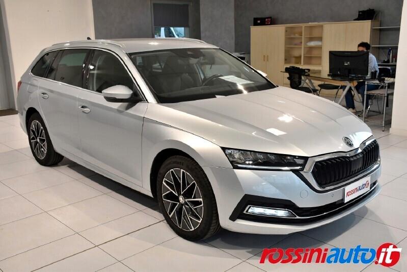 SKODA OCTAVIA WAGON 2.0 TDI 150 CV DSG STYLE + R17 PULSAR AERO