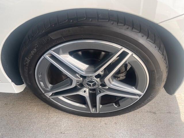 Mercedes-benz B 180 Automatic Premium