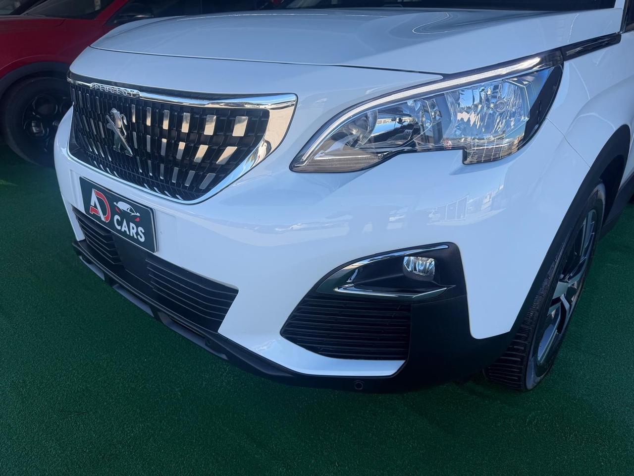 Peugeot 3008 BlueHDi 130 EAT8 Allure