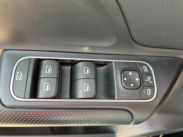 MERCEDES-BENZ GLA 200 d Automatic Business Extra