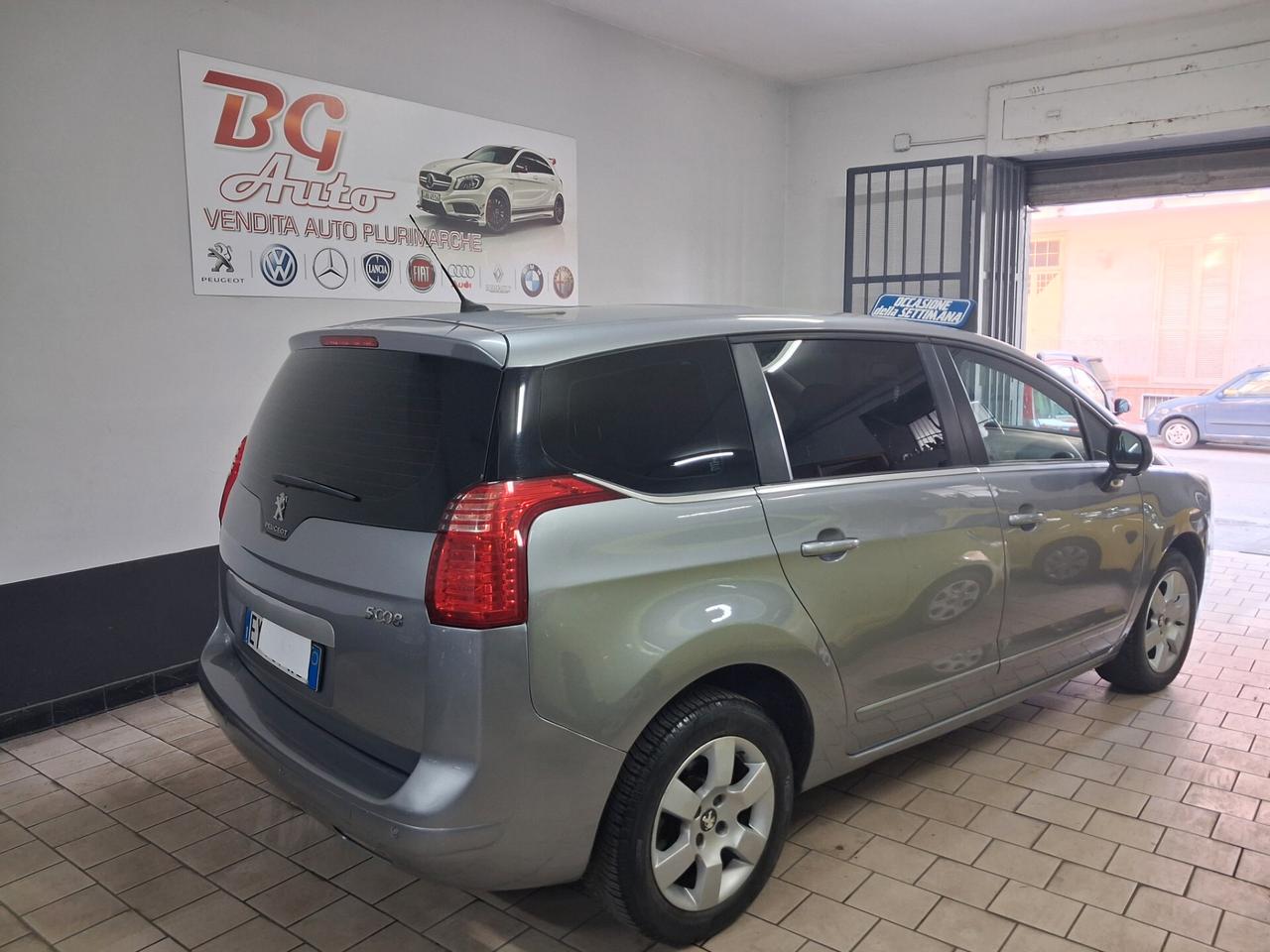 Peugeot 5008 1.6 hdi unico prop 7 posti 2015
