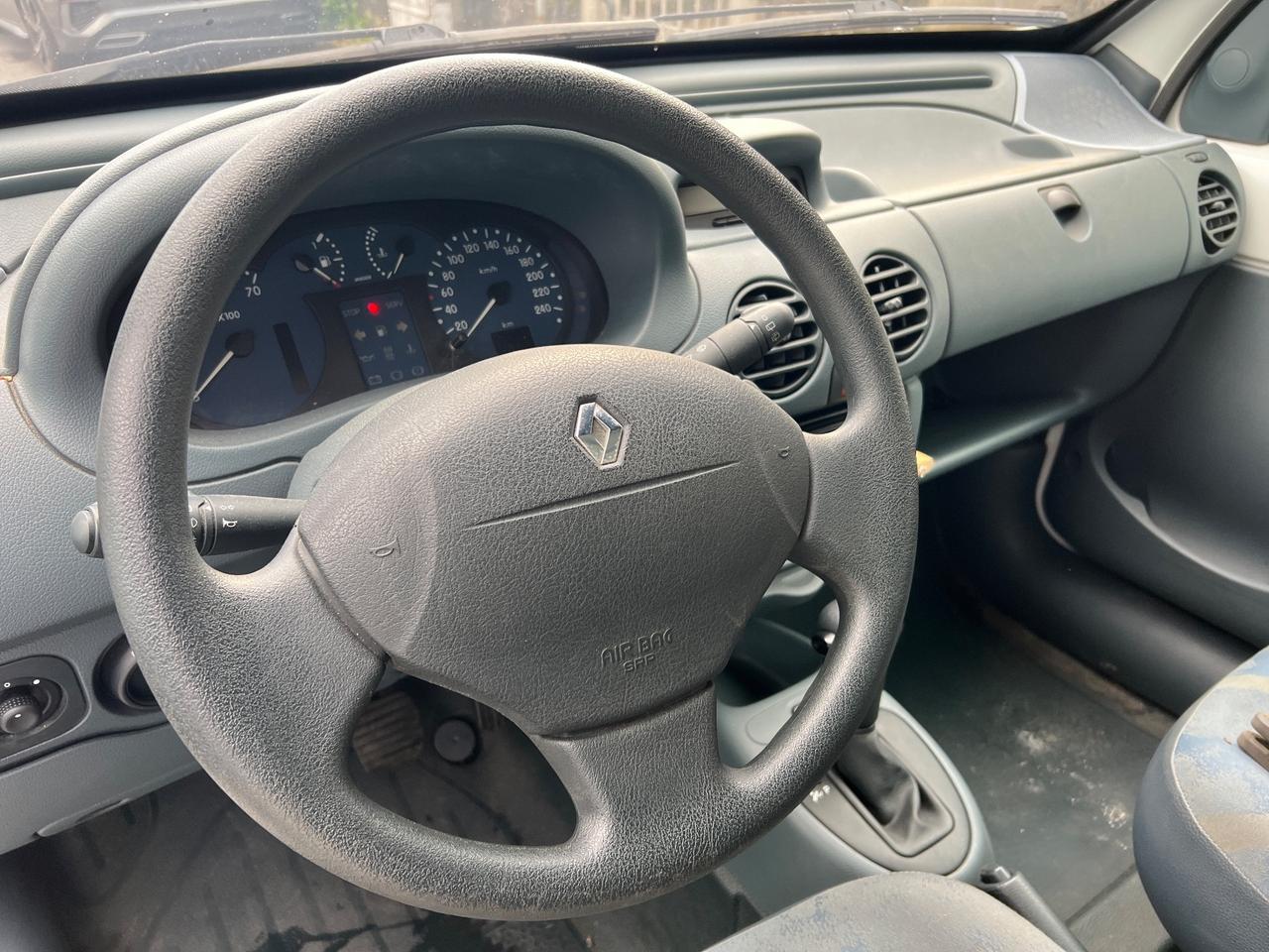 Renault Kangoo 1.4 cat Proactive cambio automatico
