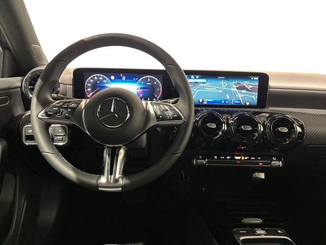 MERCEDES-BENZ A 180 d Automatic Advanced