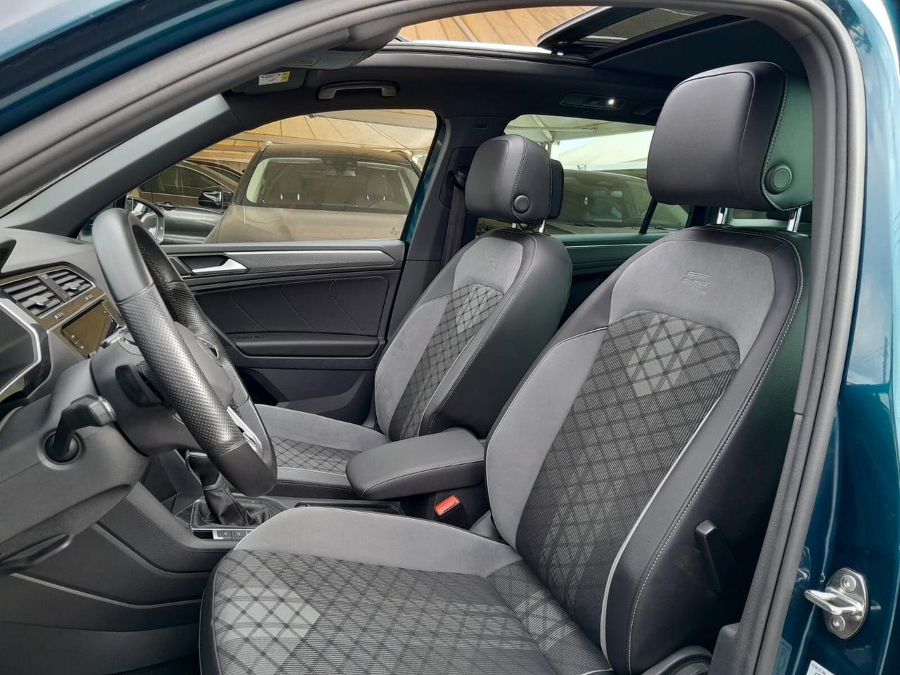 Volkswagen Tiguan 2.0 TDI 200 CV SCR DSG 4MOTION R-Line