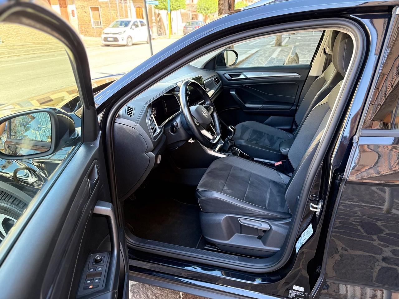 Volkswagen T-Roc 2.0 TDI Style FULL/LED/NAV