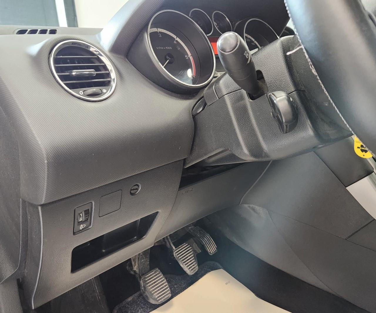 Peugeot 308 1.6 HDi 90CV FAP 5p. Premium