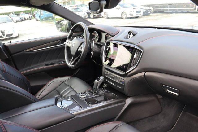 MASERATI Ghibli 330 CV MHEV Executive GranSport