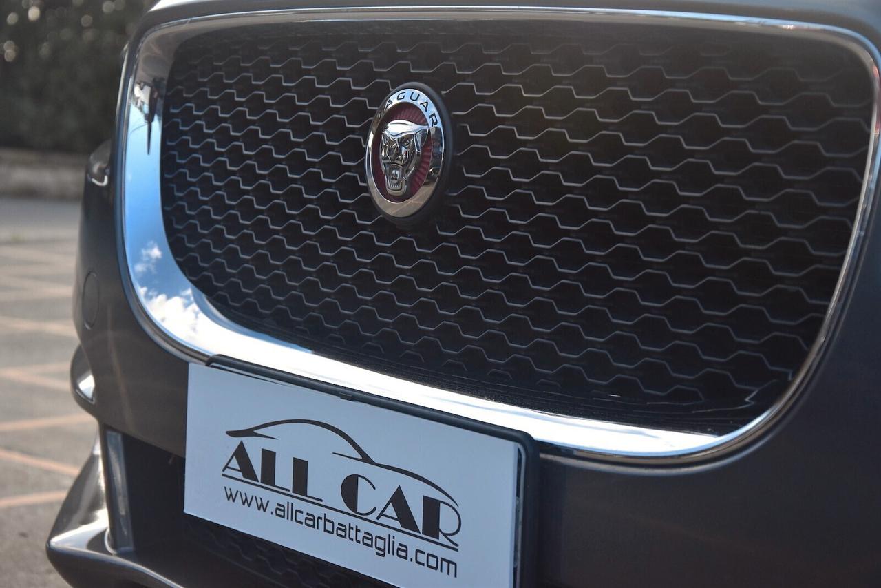 Jaguar XE 2.0 D Turbo 180CV aut. Prestige