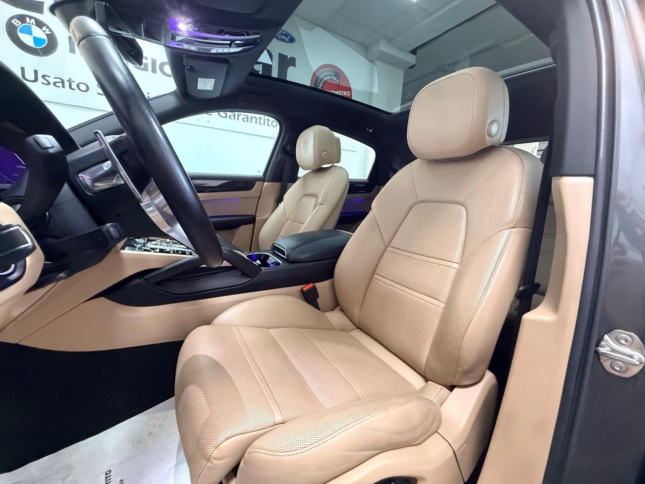 Porsche Cayenne Coupé 3.0 V6 462cv TOT E-Hybrid Platinum Edition 09/2022 TETTO 4 RUOTE STERZANTI VENTILATI