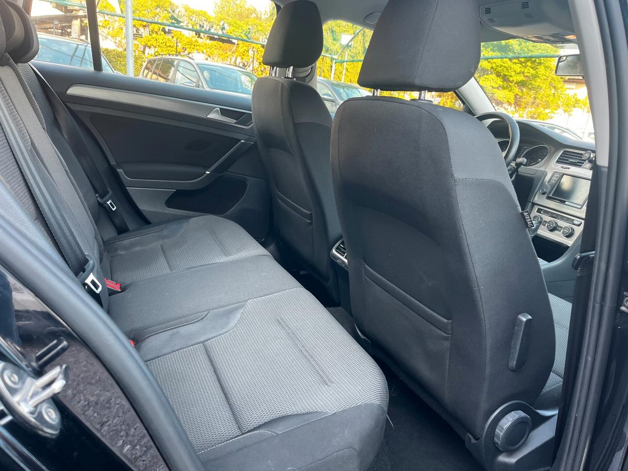 Volkswagen Golf Variant 1.6 TDI 110 CV DSG Comfortline BlueMotion Tech.