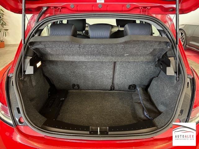 LANCIA - Ypsilon 1.2 8v 5p momo NEOPATENTATI