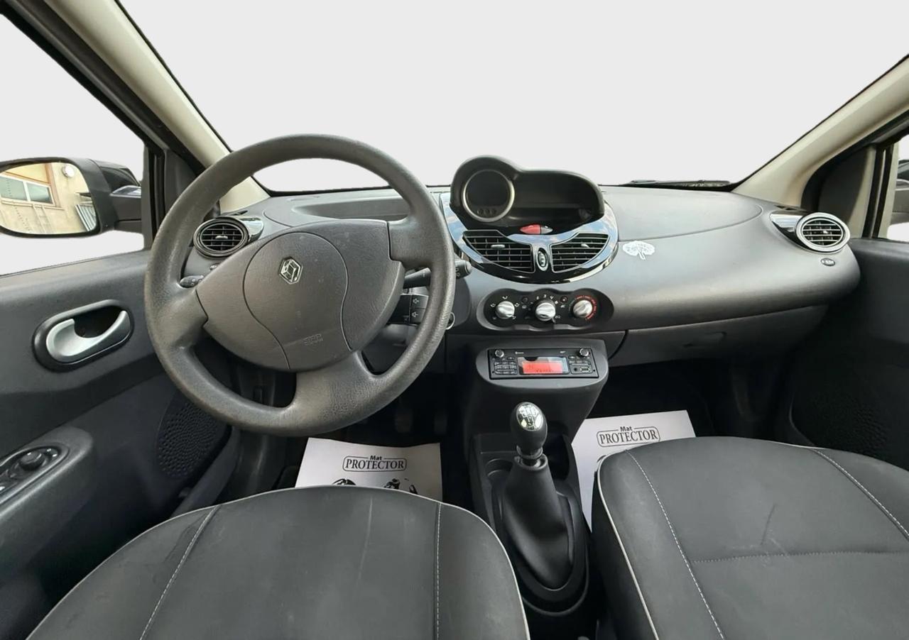 Renault Twingo nightday 1.2 benzina 2014 neo patentati