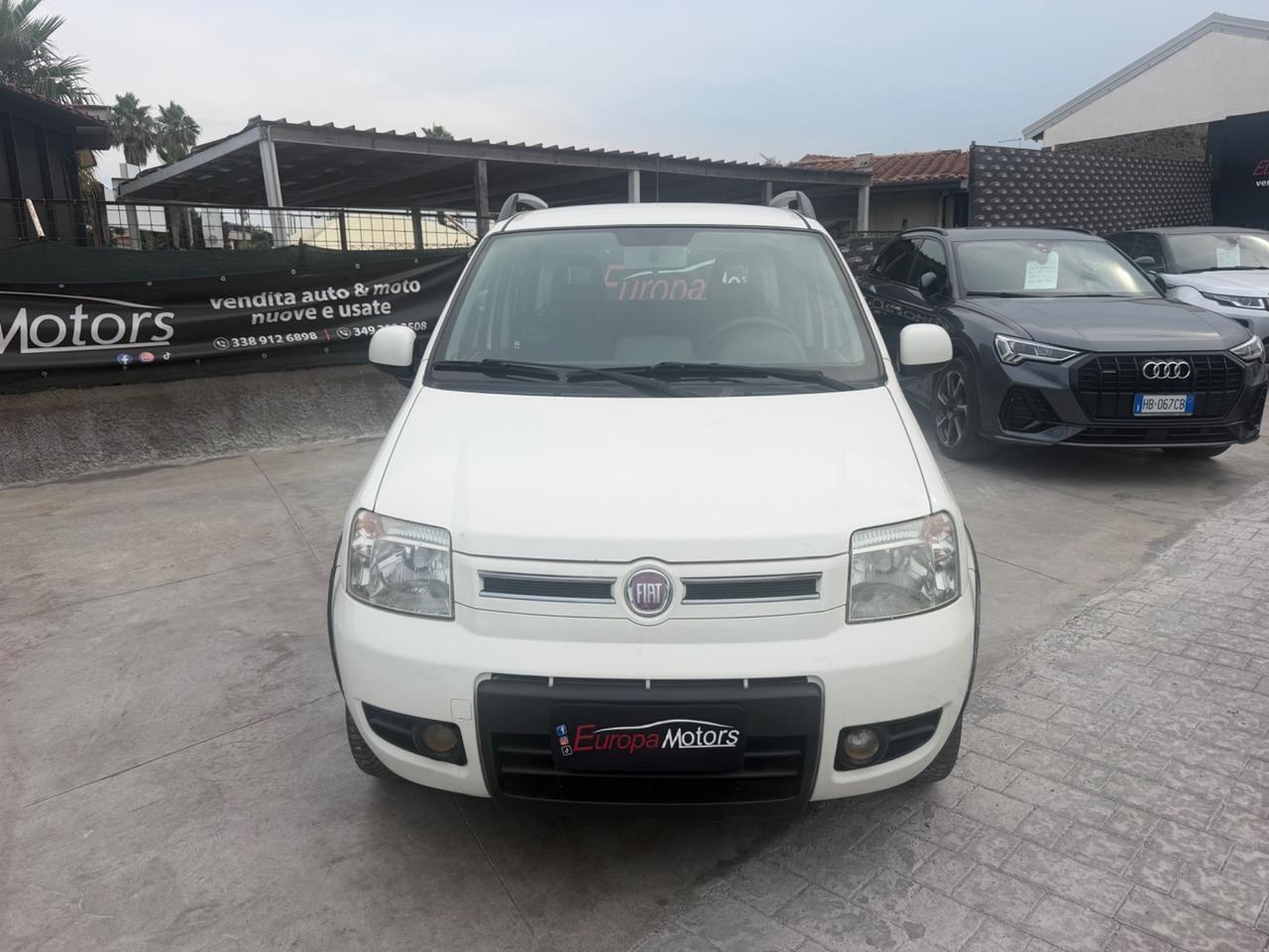 Fiat Panda 1.3 MJT 16V DPF 4x4 Climbing