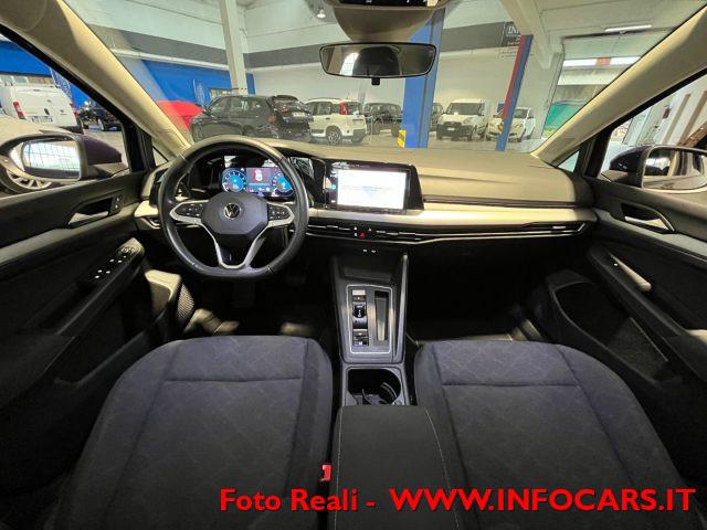 VOLKSWAGEN Golf 1.0 eTSI MHEV EVO DSG Life PROMO !!