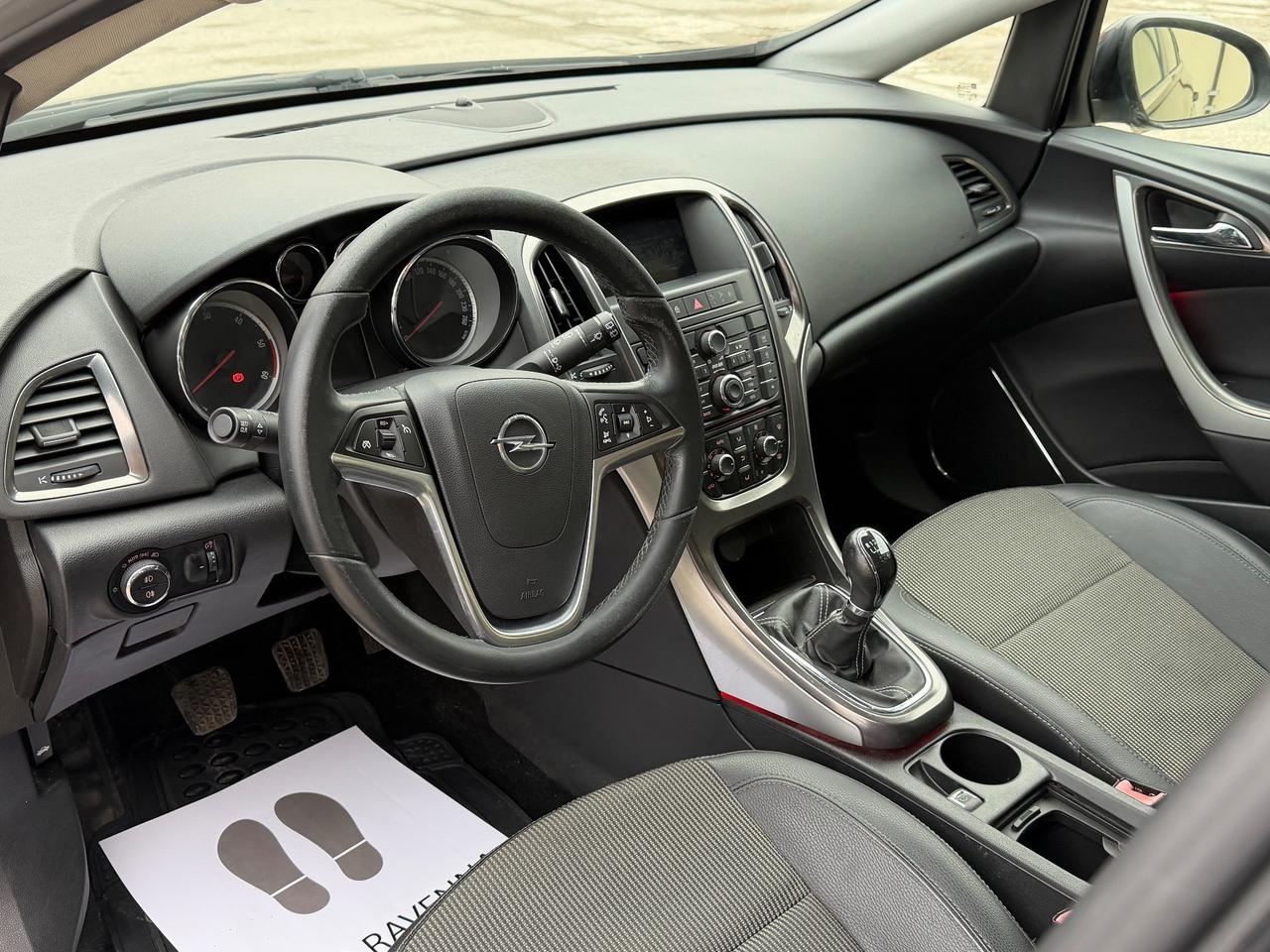 Opel Astra 1.7 CDTI 110CV Sports Tourer Cosmo Neopatentato