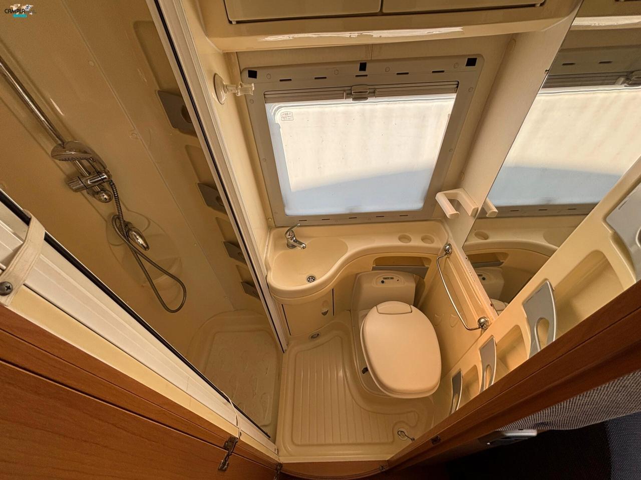 CI MIZAR 280 - MANSARDATO CON DINETTE FERRO DI CAVALLO IN CODA