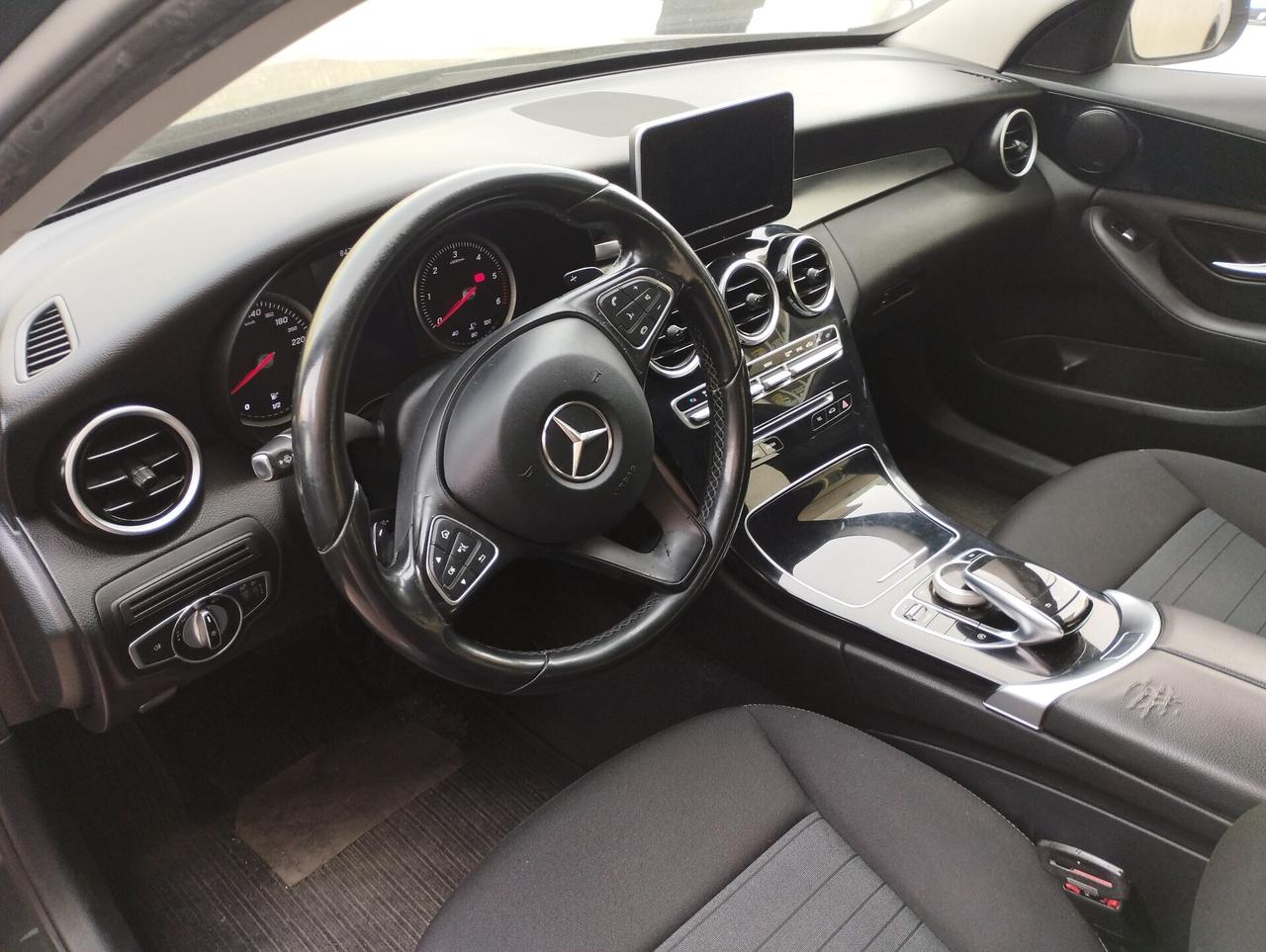 Mercedes-benz C 180 d Auto Exclusive