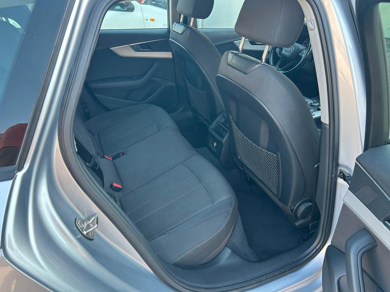 Audi A4 Avant 2.0 TDI 150 CV ultra S tronic Business Sport