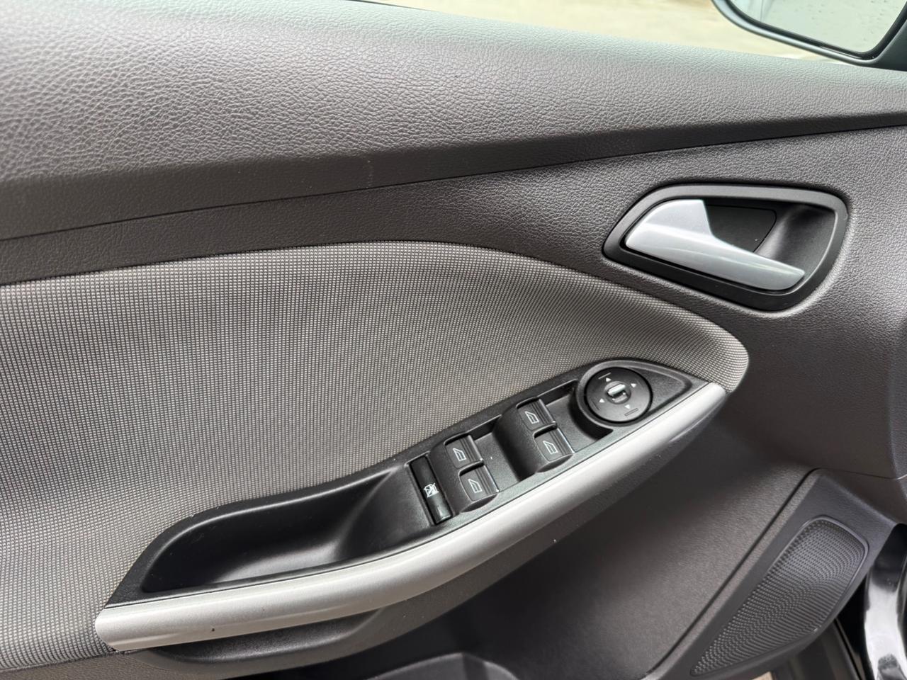 Ford Focus 1.6 TDCi 95 CV SW Titanium