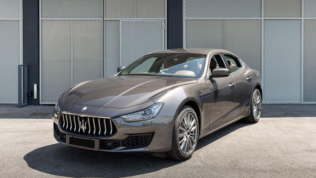 Maserati Ghibli GT - 330 CV