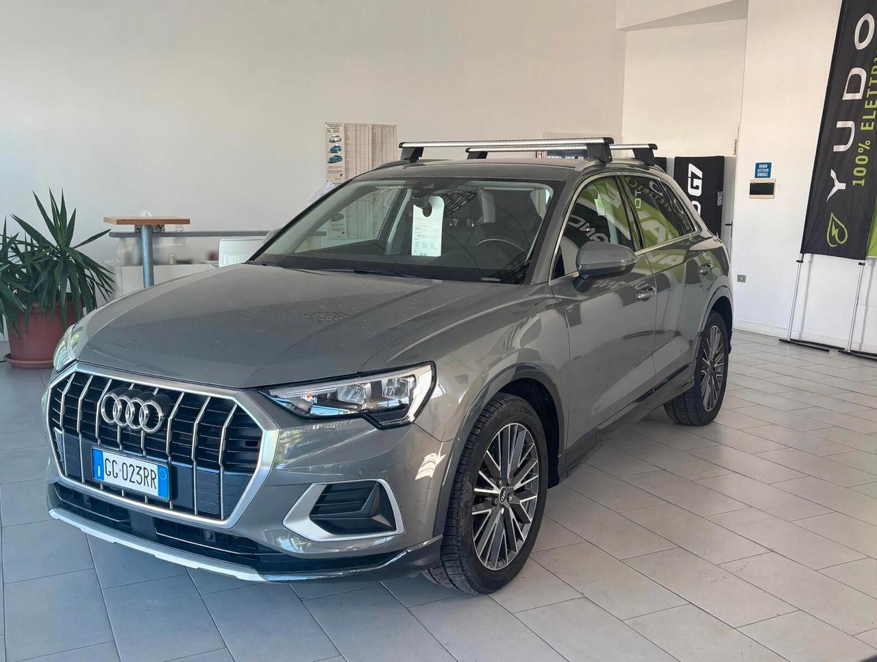 Audi Q3 35 TDI S tronic Business Advanced