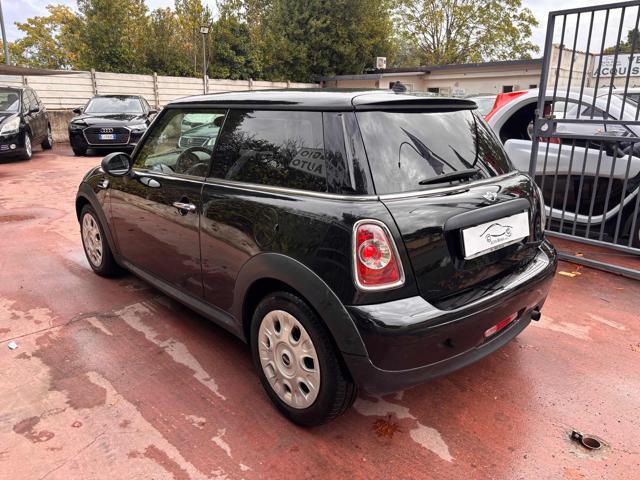 MINI One 1.6 16V One (55kW)