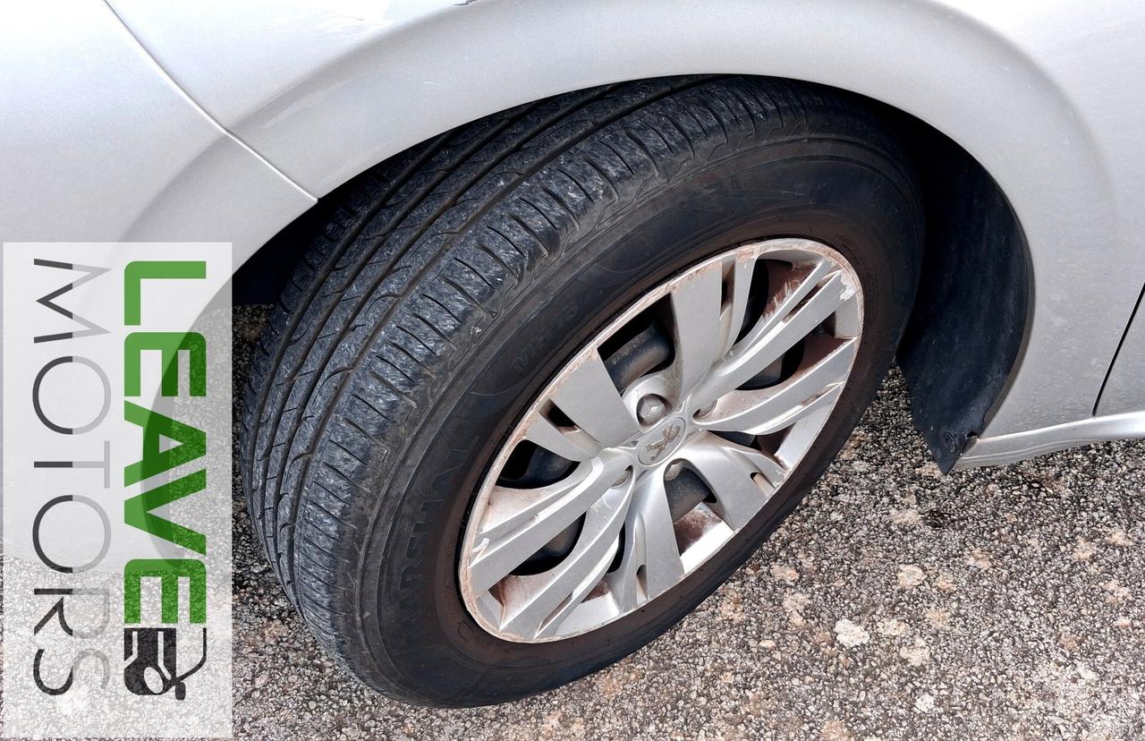 Peugeot 208 1.4 HDi Allure (M1575)