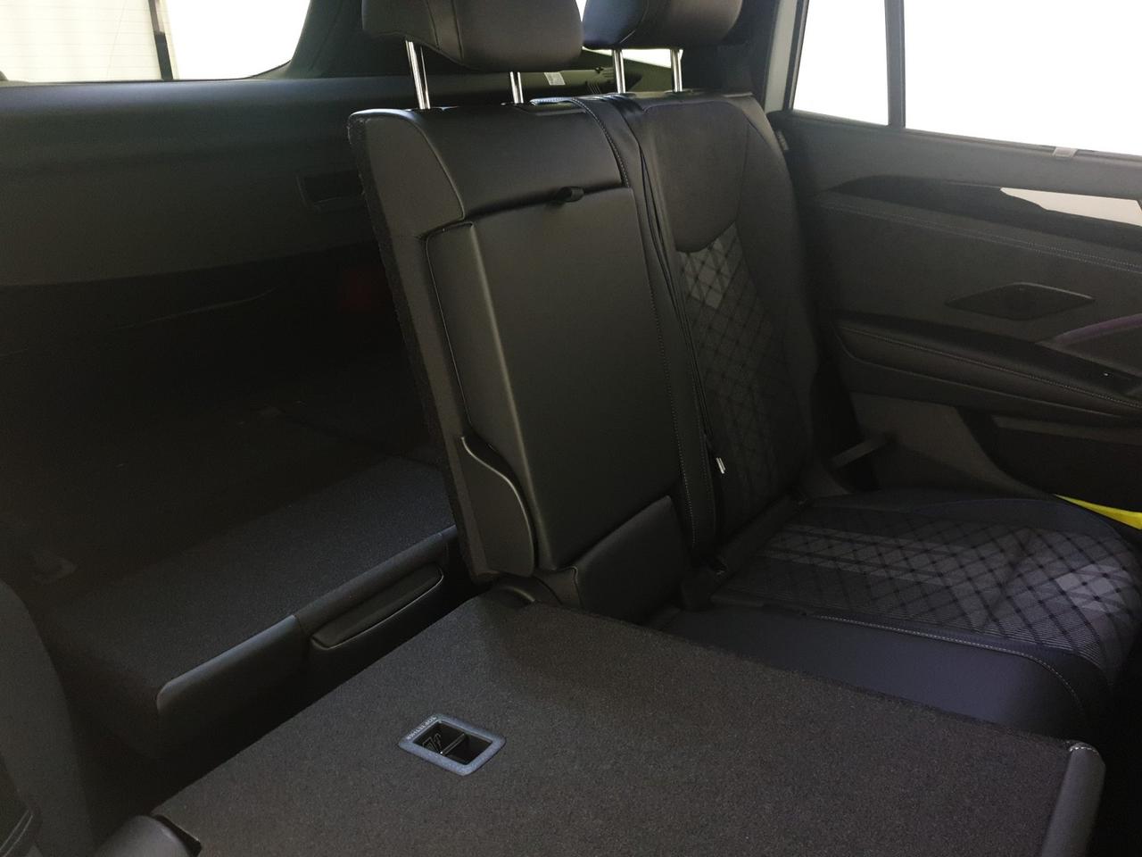 Volkswagen Tayron 2.0 tdi r-line plus 4motion 193cv dsg 7p.ti