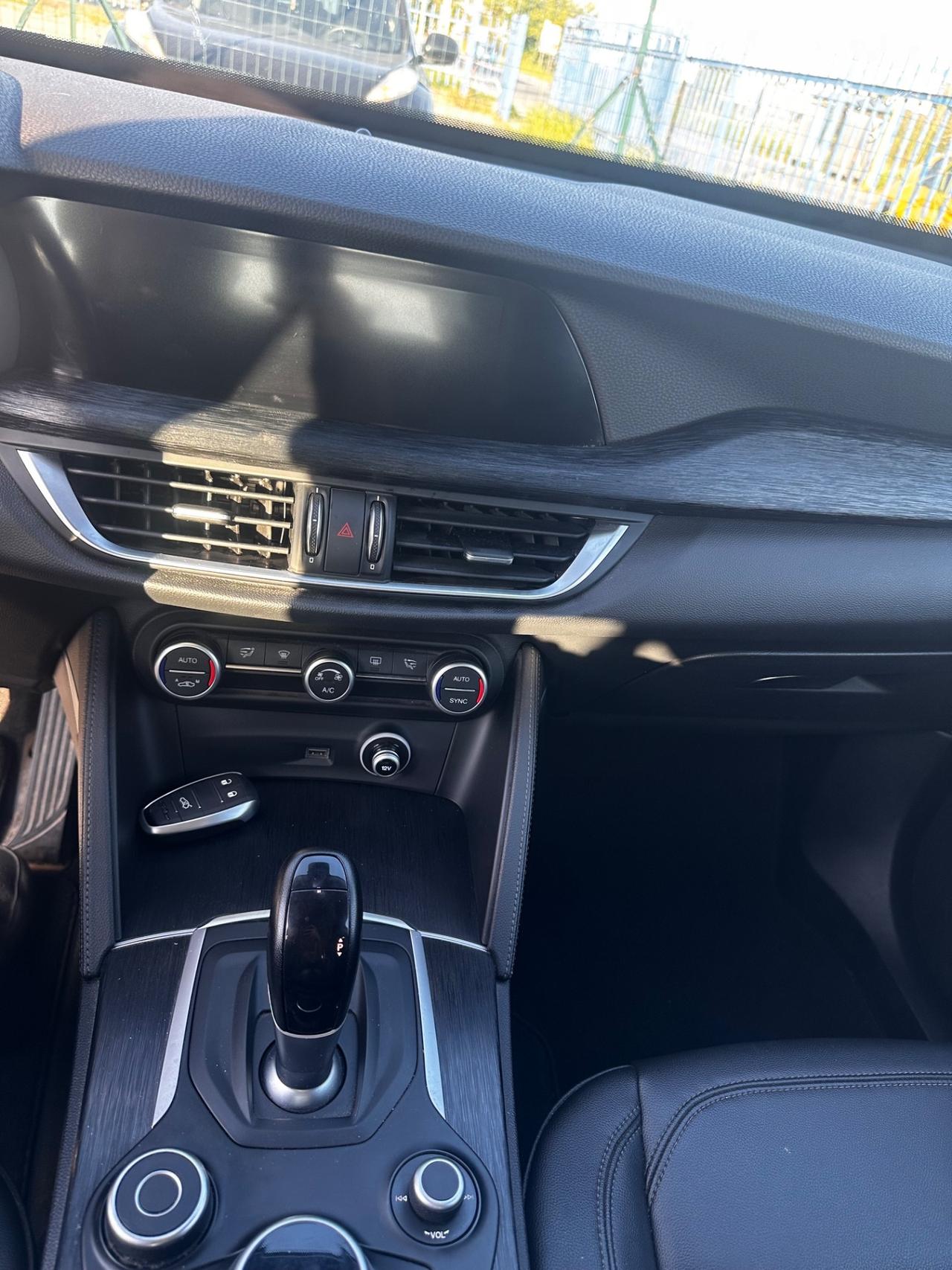 Alfa Romeo Stelvio 2.2 Turbodiesel 210 CV AT8 Q4 B-Tech