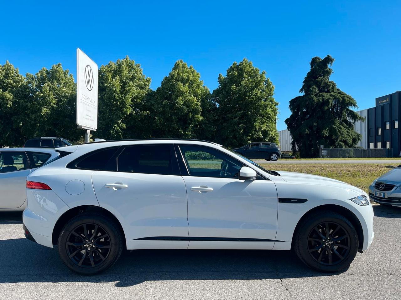 Jaguar F-Pace 2.0 D 180 CV AWD R-Sport