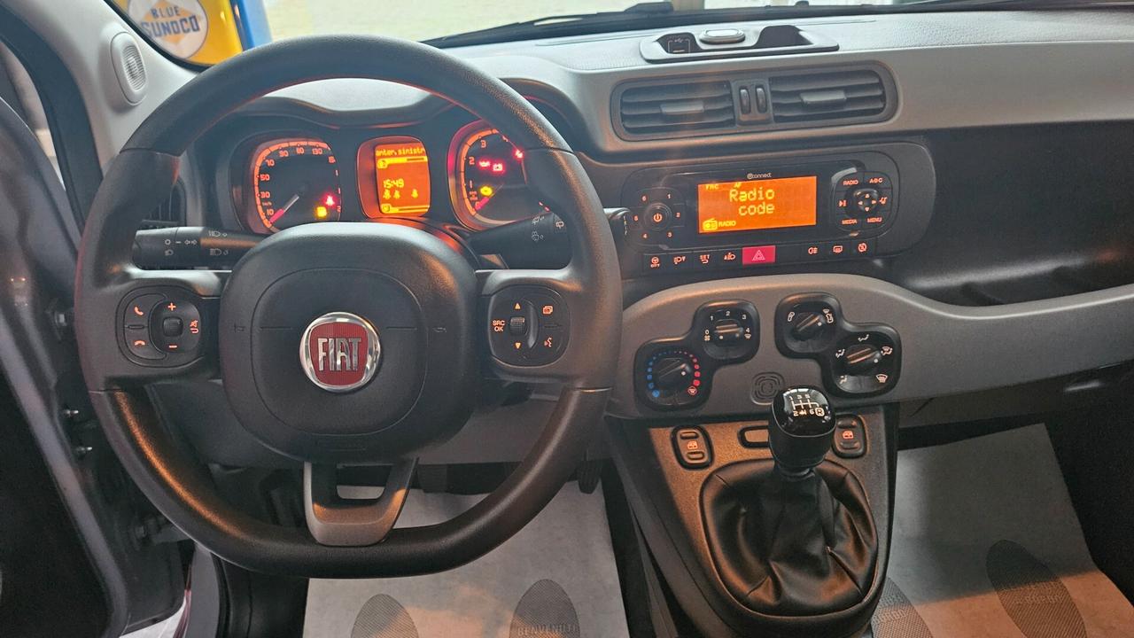 Fiat Panda 1.0 IBRIDA city life